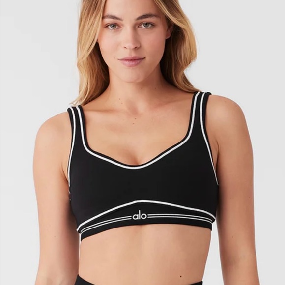 ALO Yoga Other - Alo Yoga NWT Airbrush Heart Throb Sports Padded Bra Black/White Size S